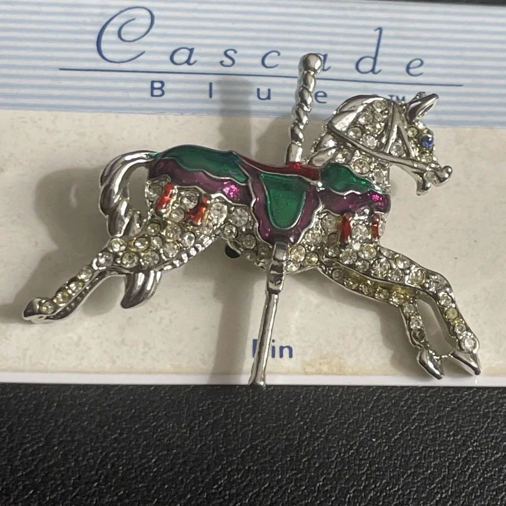 Vintage Carousel‎ Horse Brooch Rhinestone Carnival Festival Enamel Silver Tone